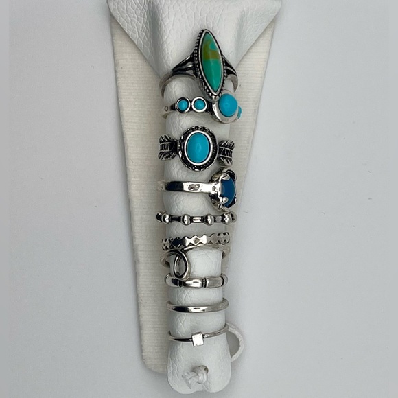 Free People | Western Fashion Rings | Silver | x10 Multiple Sizes - Picture 1 of 4